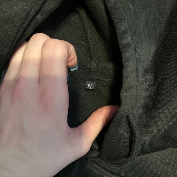 Black Hoodie size xl - Picture 2 of 3